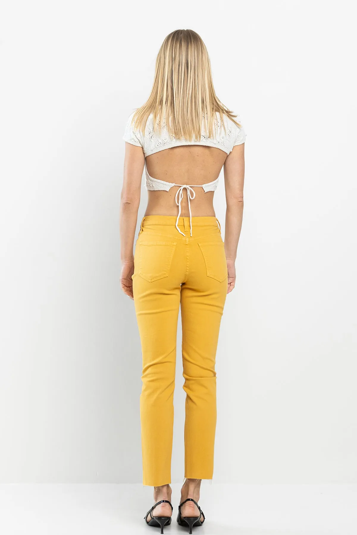 HIGH RISE SLIM STRAIGHT JEANS IN INKA GOLD WITH RAW CUT HEM  / SP-P11972IG