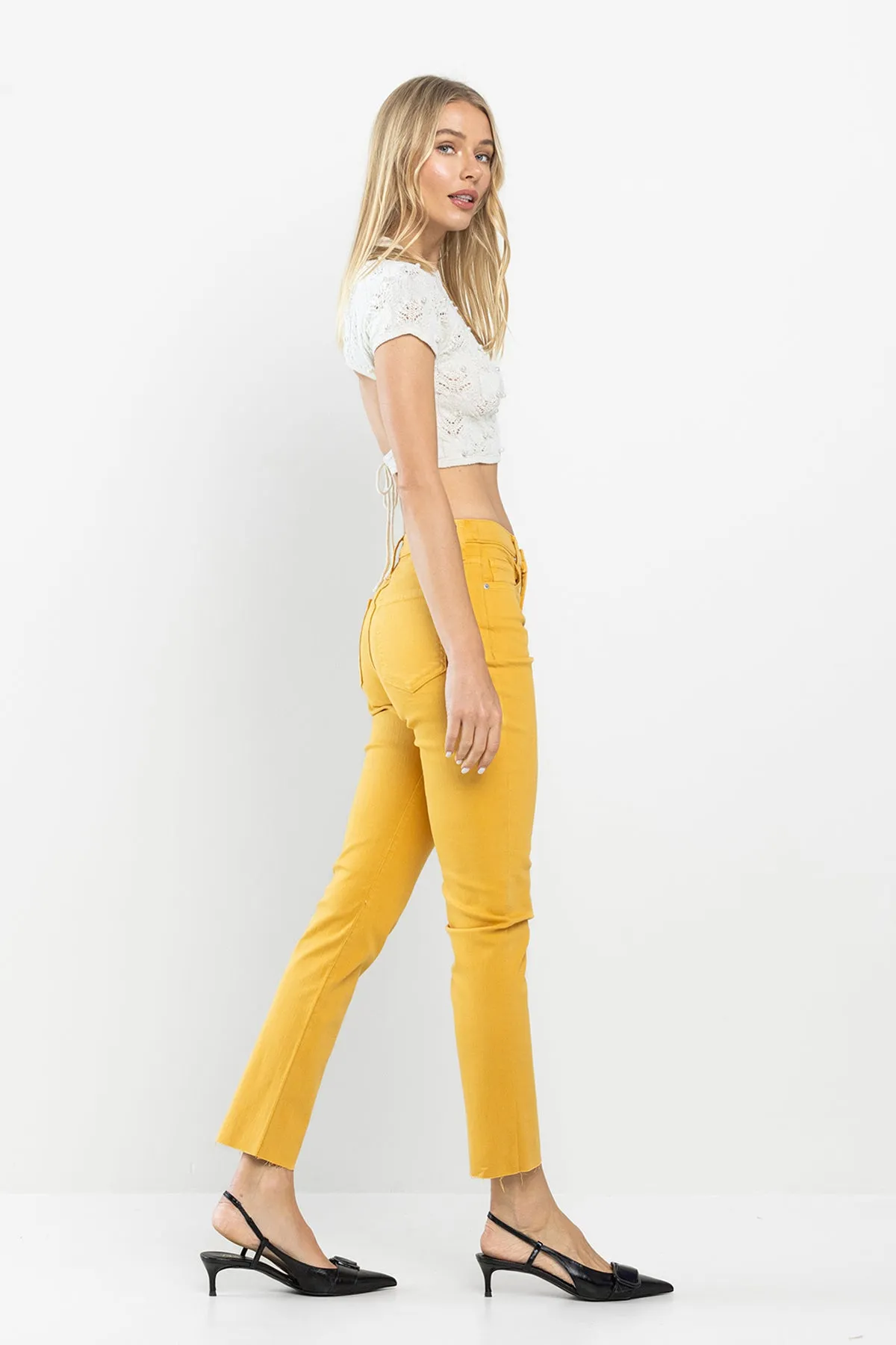 HIGH RISE SLIM STRAIGHT JEANS IN INKA GOLD WITH RAW CUT HEM  / SP-P11972IG