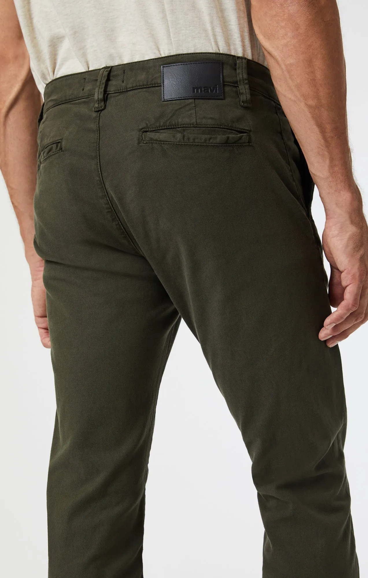 MILTON SLIM STRAIGHT CHINO IN DARK GREEN LUXE TWILL