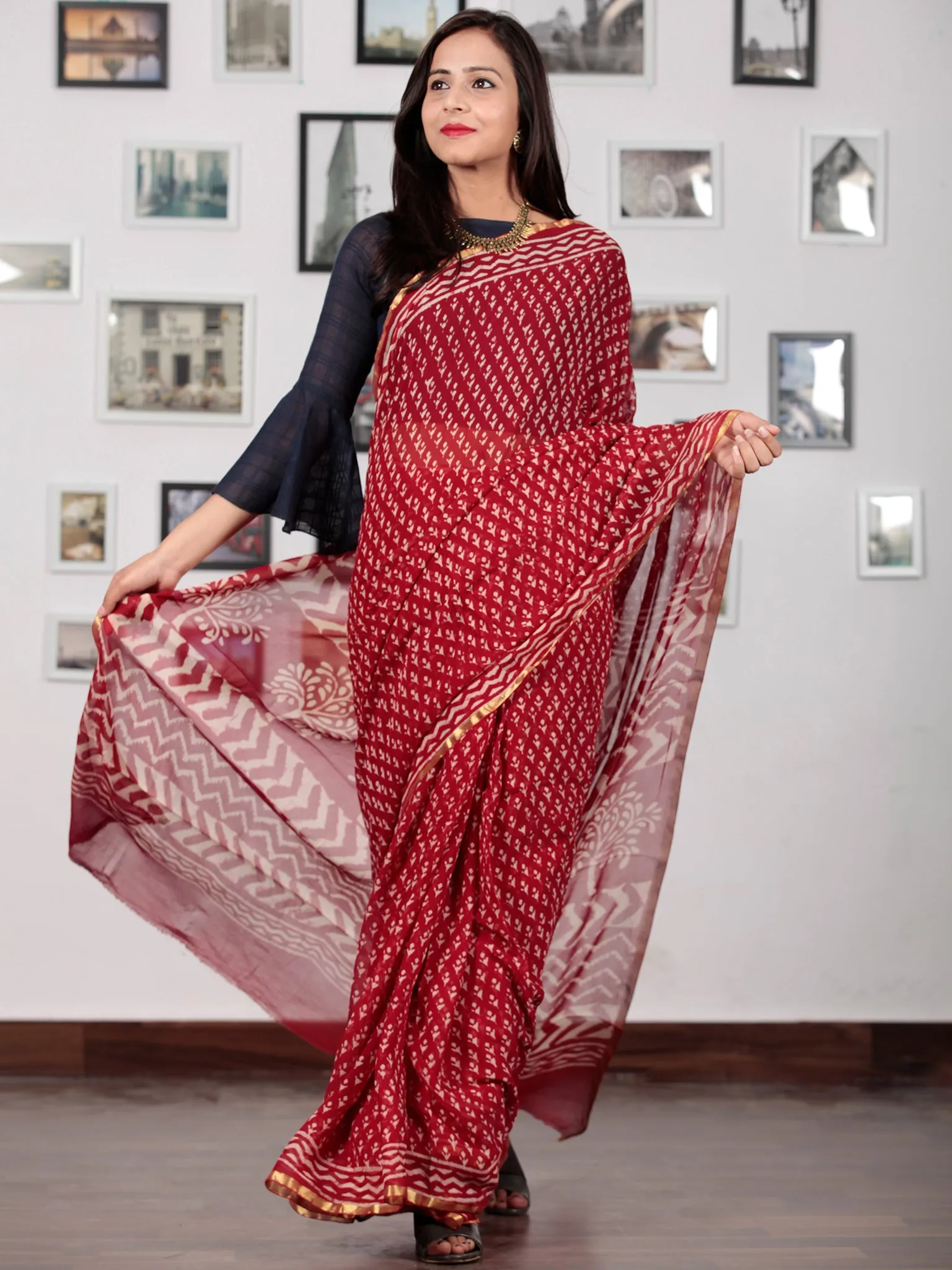 Red Ivory Hand Block Printed Chiffon Saree with Zari Border - S031702739