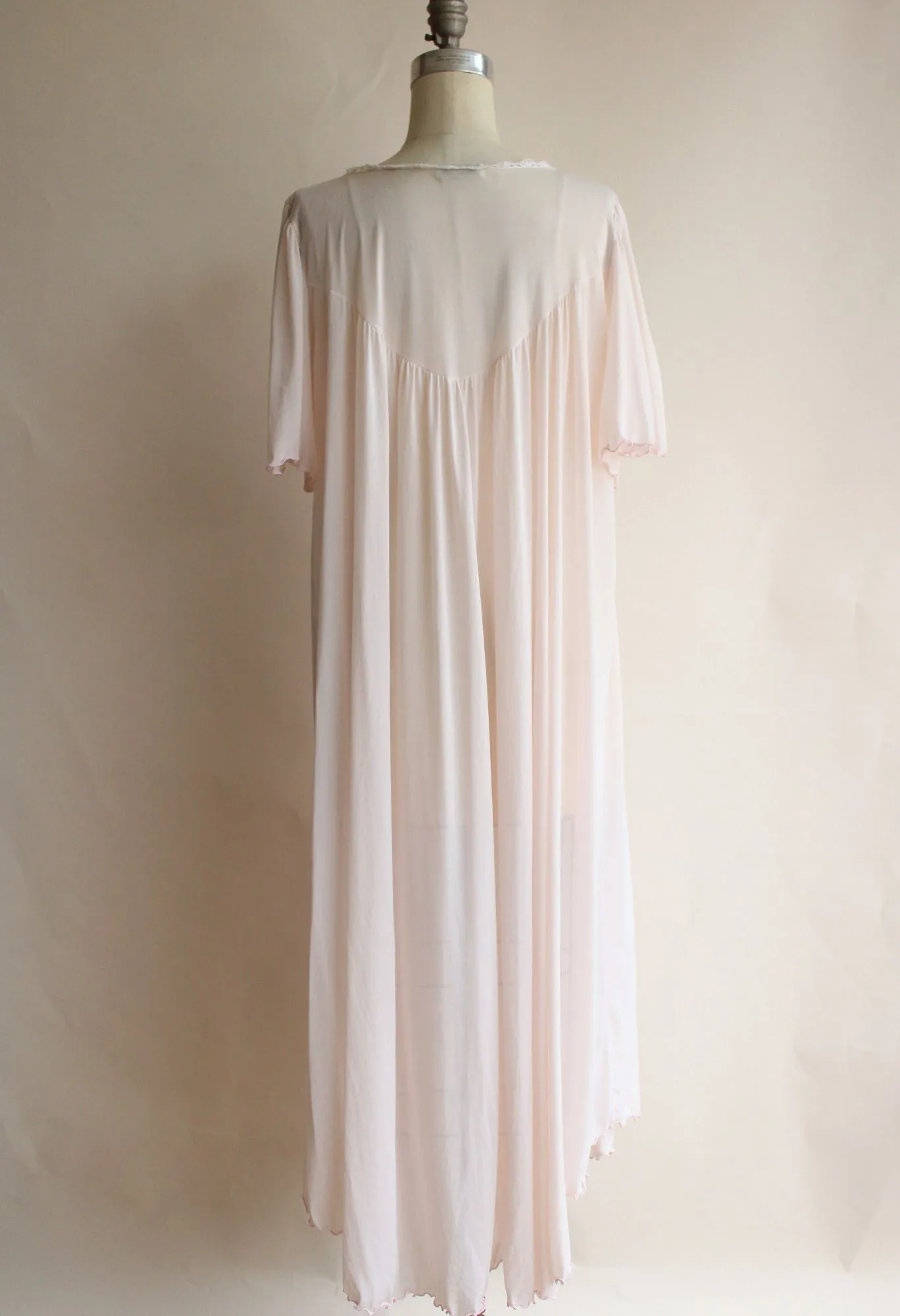 Vintage 1960s Volup Size, Miss Elaine Pink Night Gown