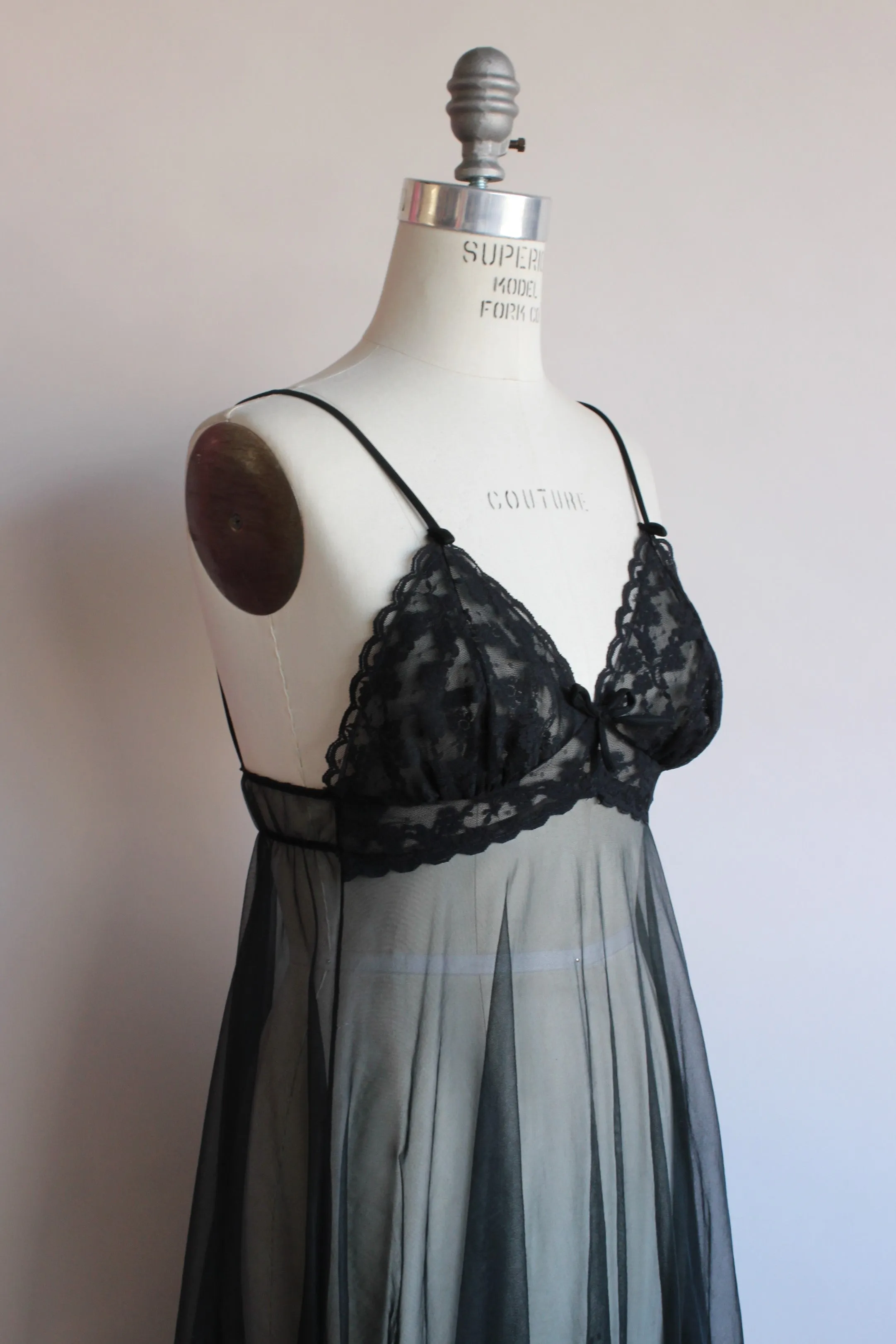 Vintage 1970s Black Peignoir Robe And Nightgown Set