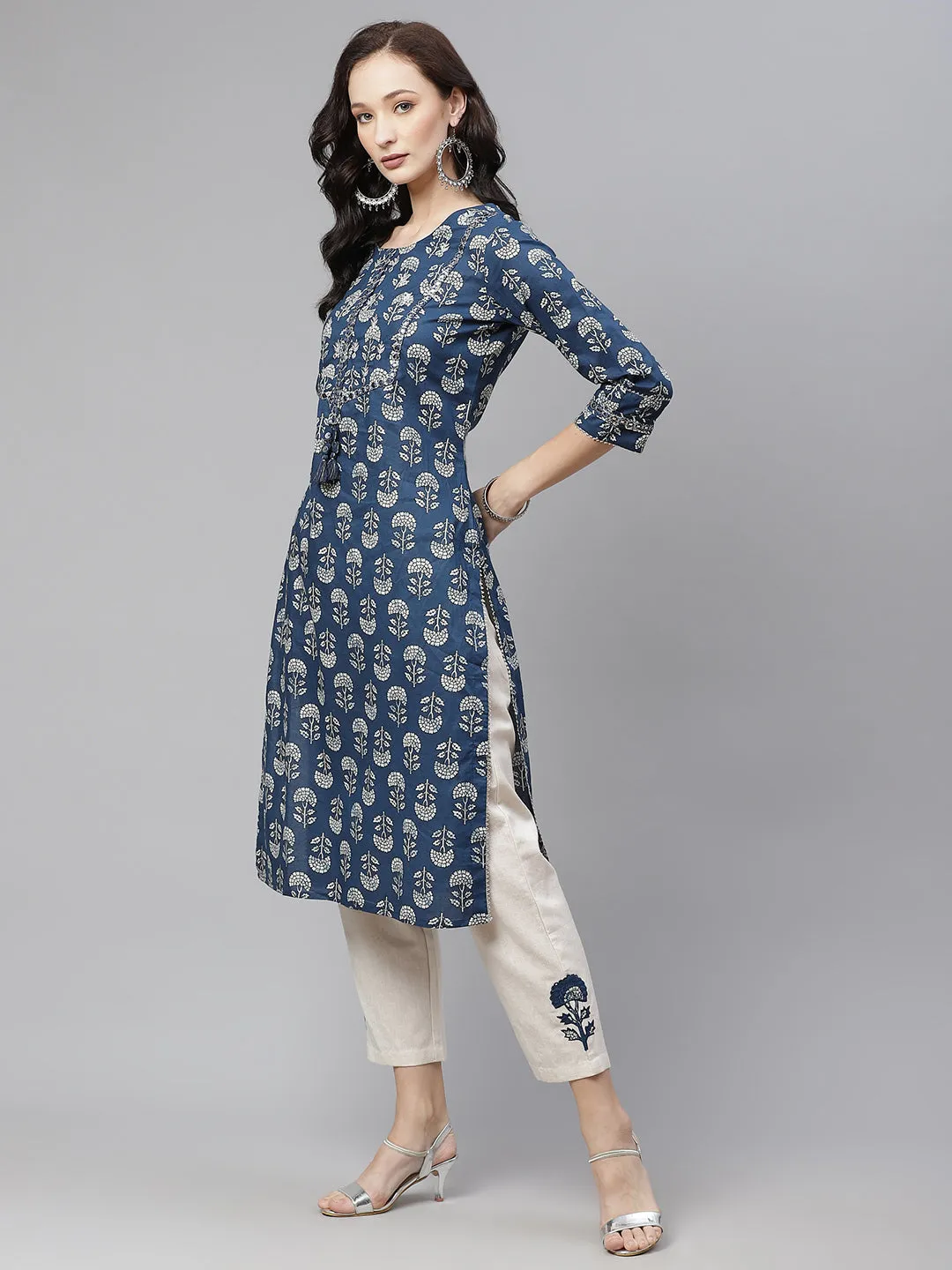 Women'S Indigo Blue Buti Print Straight Kurta With Cotton Pants