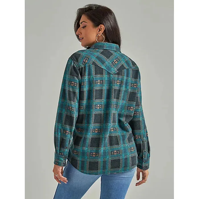 WOMEN'S WRANGLER RETRO® BOYFRIEND WESTERN SNAP SHIRT IN PONDEROSA PINE